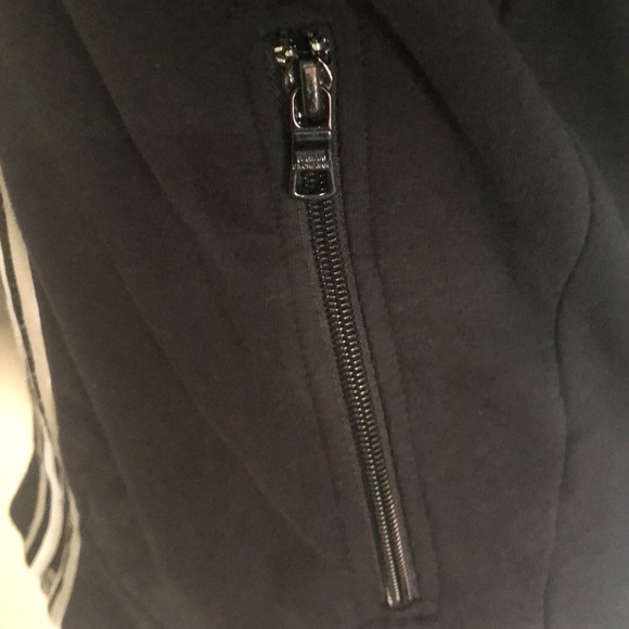 Armani Exchange black zip up jacket, size XS - Picture 9 of 12
